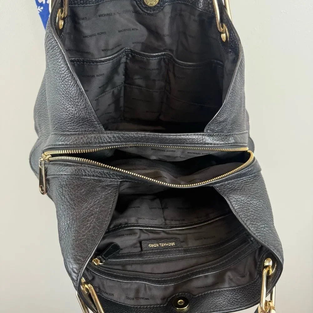 Michael Kors Raven Pebble Leather Women's Bag Accessories Black